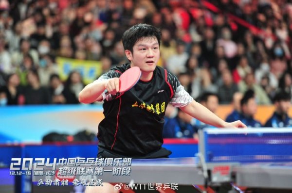 乒超联赛第一阶段首日 樊振东开门红王楚钦轰11-1