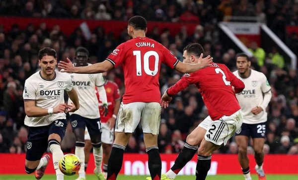 英超：狼队对战曼联，如斯甘好意思的复仇此时不赢更待何时，足球分析