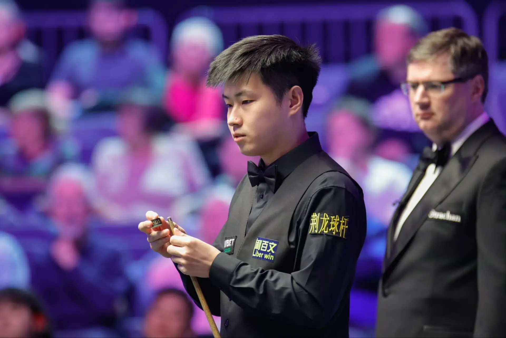 道喜!中国斯诺克创造历史：14东谈主晋级32强破记载，迎来四场德比战