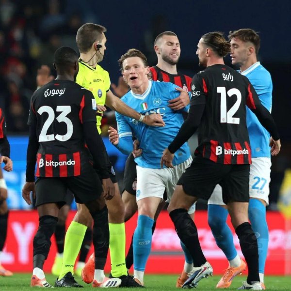 离开曼联后变得更好？小麦：把‘锅’甩给曼联太容易了，他们为我倾尽所有