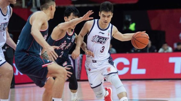 固然原帅发扬失常，关联词山西男篮依靠贾明儒五记三分逆转局面，丁团长率领浙江稠州队卓越前三节，却最终受冤落败迎来三连败