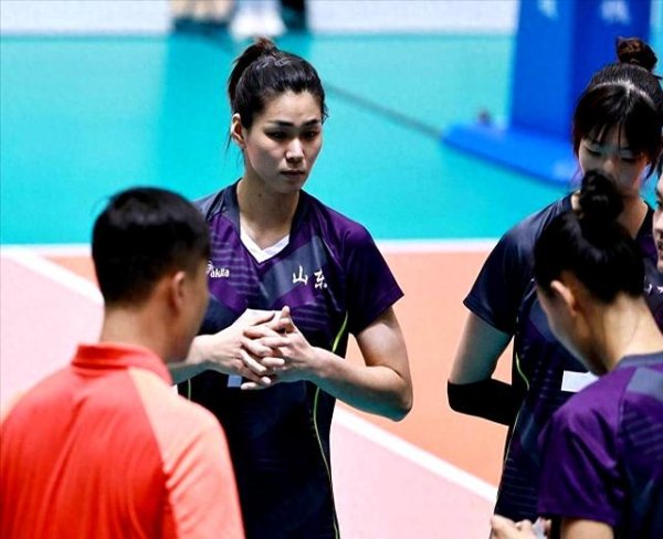 山东女排逆转天津，李晨瑄得分高，比赛打得精彩