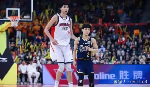 三连胜背后广东隐患多，焦泊乔成软肋内线撑不起，胡明轩带伤还拚命后场告急，措置和引援问题难掩硬伤