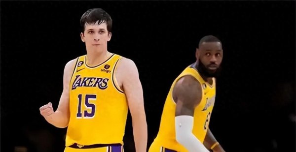 湖东说念主队被动变阵! 3东说念主缺席1东说念主回来, 1东说念主出战成疑, 老詹迎来赞理