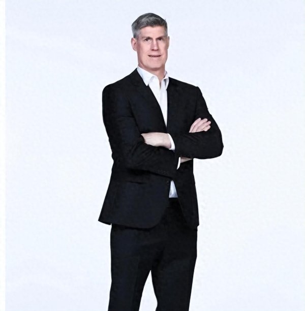 CBA新赛季第一个下课主教师！收获五战三负，55岁土帅接过帅印