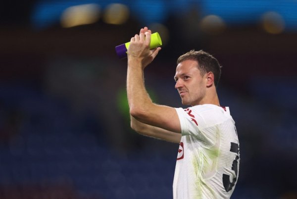 曼晚：埃文斯可能归来曼联，加入弗莱彻陶冶组并责任至赛季收敛