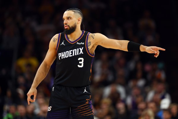 下半场0分！狄龙：作念好本员使命 接下来应多冲抢曲折篮板参与曲折